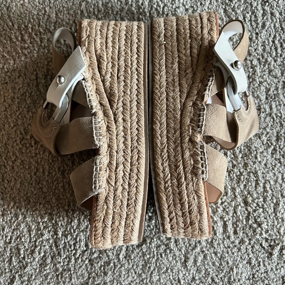Rag & Bone size 38.5 sandals. Super cute, worn twice. - Picture 3 of 4